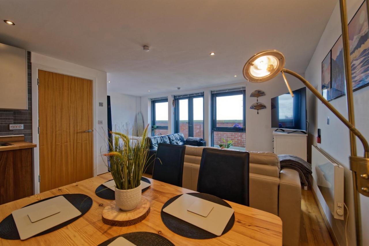 Sidemersey Livings- Convenient 1-Bedroom Flat With A View, Central 리버풀 외부 사진