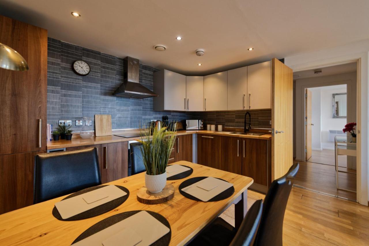 Sidemersey Livings- Convenient 1-Bedroom Flat With A View, Central 리버풀 외부 사진