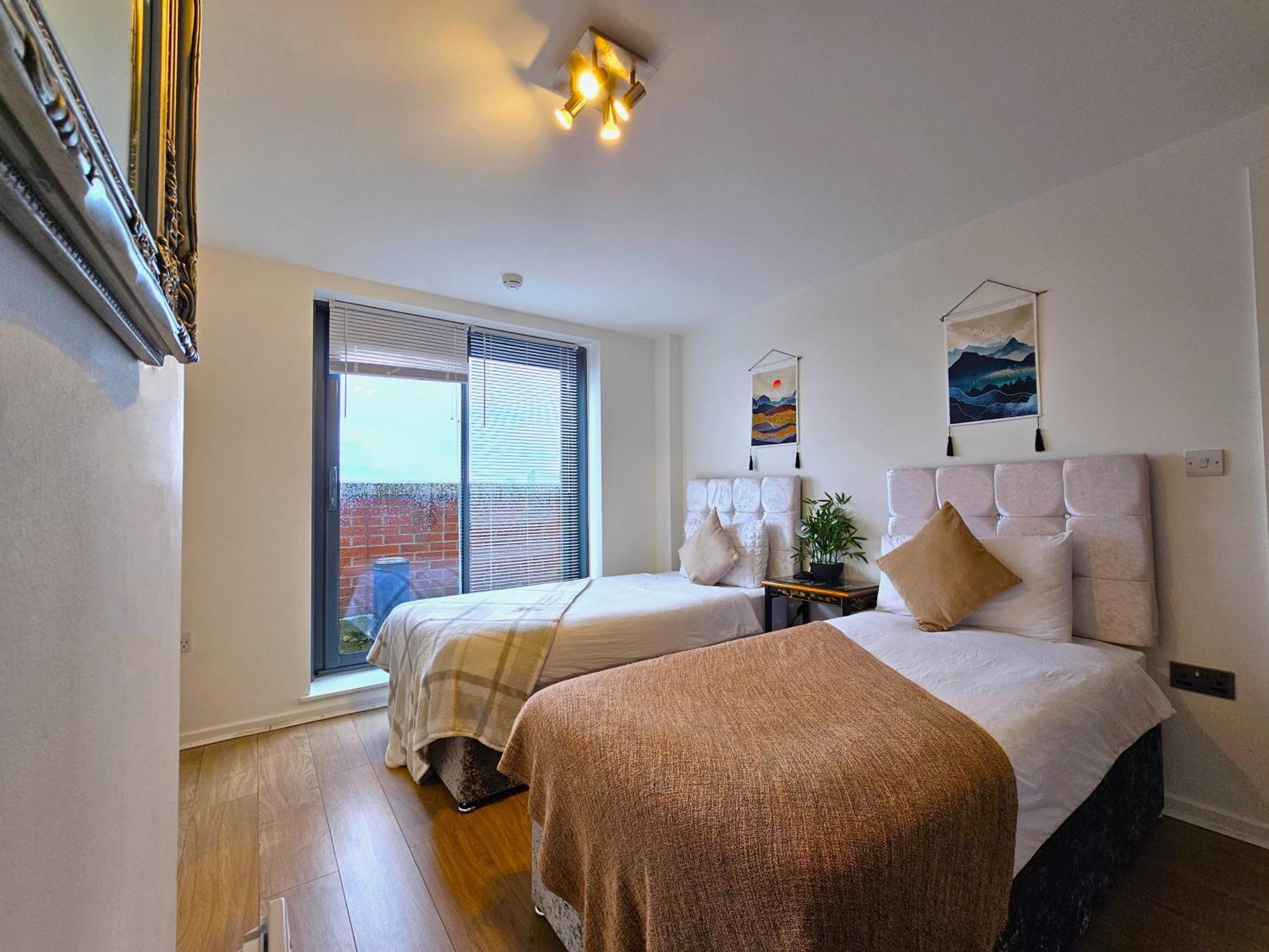 Sidemersey Livings- Convenient 1-Bedroom Flat With A View, Central 리버풀 외부 사진